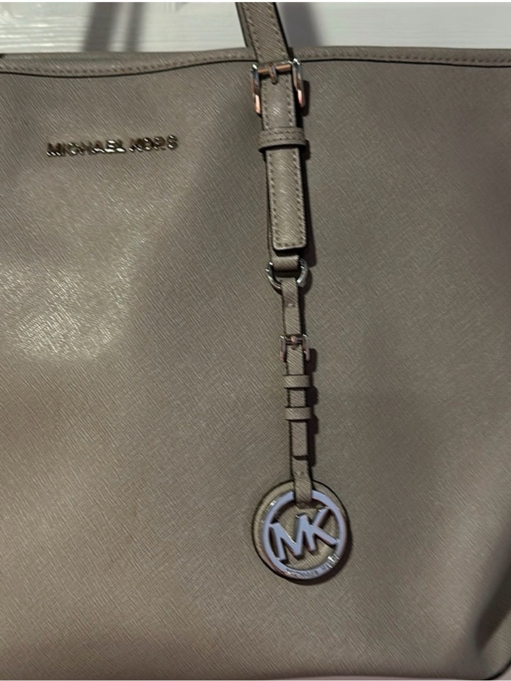 Michael Kors Women’s Taupe Gray Leather Tote Bag/ Laptop Bag gently used.
